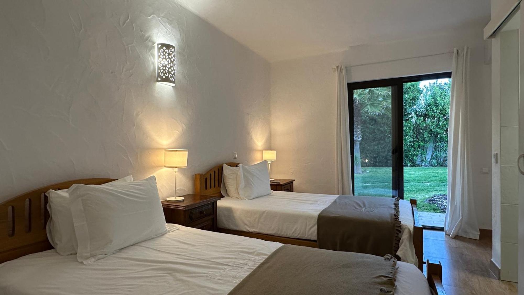 Golfinho By Check-In Portugal Villa Albufeira Bagian luar foto